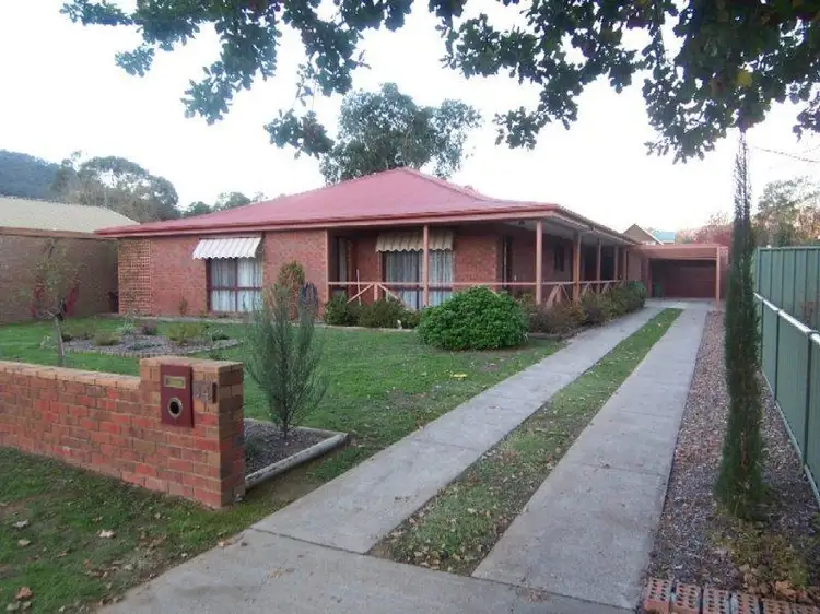 34 Hawthorn Lne, Bright VIC 3741
