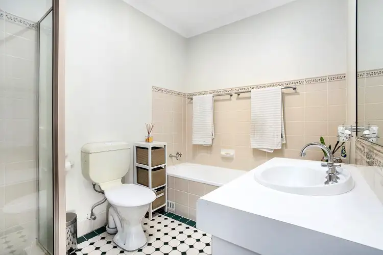 Sixth view of Homely townhouse listing, 4/123 Balgownie Road, Balgownie NSW 2519