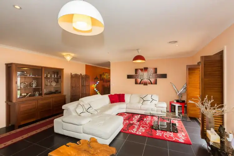 Fifth view of Homely house listing, 5 Weight Close, Horsham VIC 3400