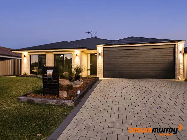 13 Pintaudi Way, Maddington WA 6109