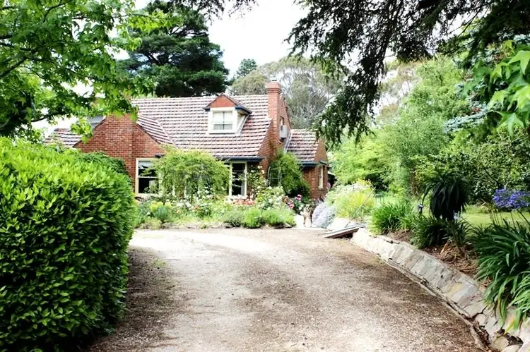 47 Nursery Rd, Macedon VIC 3440