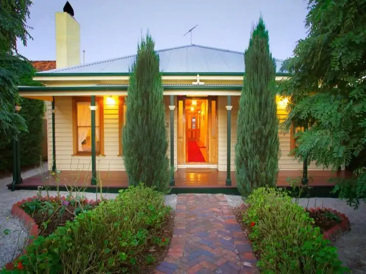 392 Shannon Avenue, Newtown VIC 3220