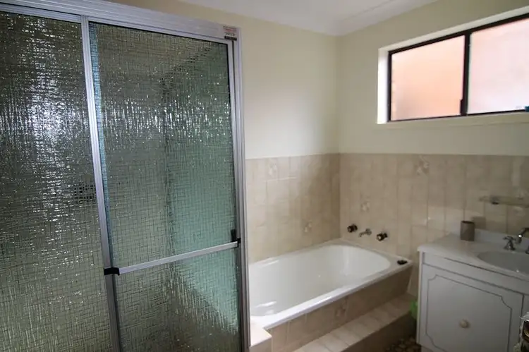Fifth view of Homely unit listing, 10/9 Amangu Close, Orange NSW 2800