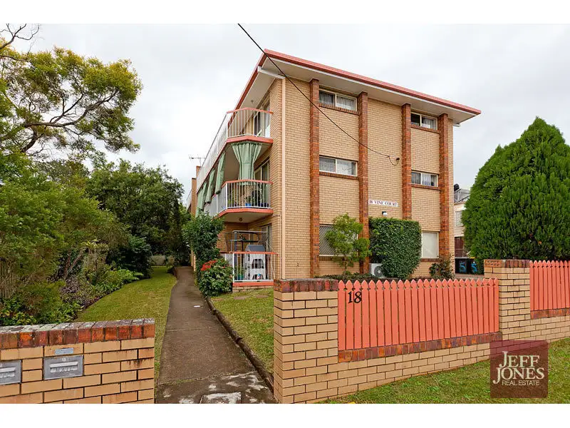 Main view of Homely unit listing, 4/18 Vine Street, Greenslopes QLD 4120