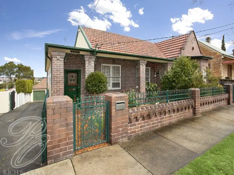 18 Mount Street, Hurlstone Park NSW 2193