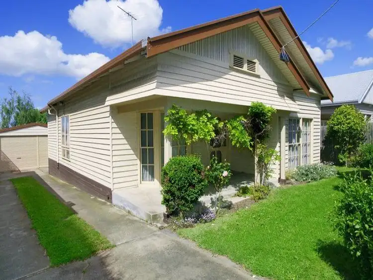 Second view of Homely house listing, 3 Fairview Avenue, Newtown VIC 3220