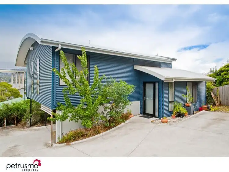 3/10 Marana Avenue, Rose Bay TAS 7015