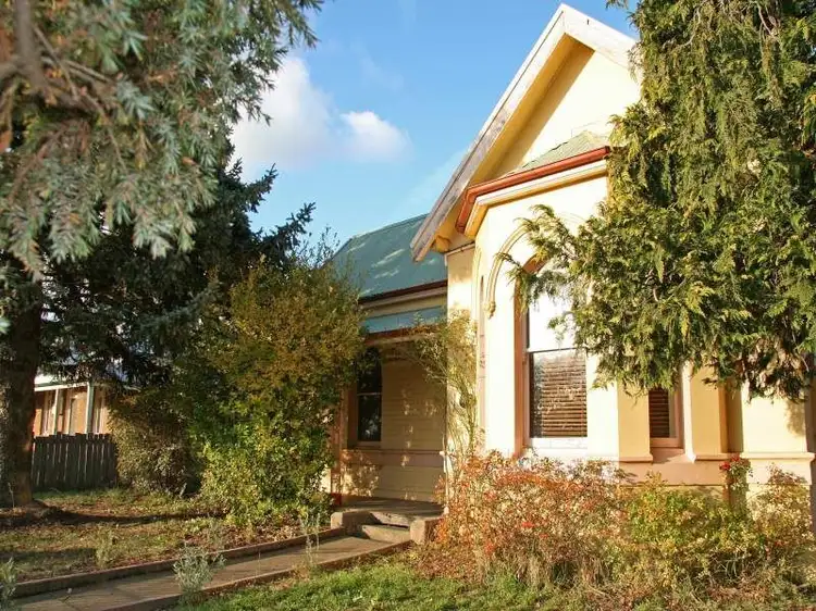94 Endsleigh Ave, Orange NSW 2800