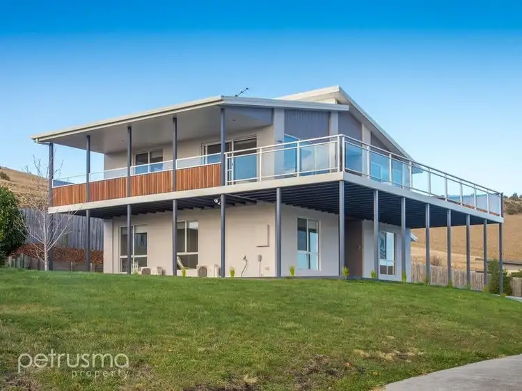 8 Endeavour Court, Tranmere TAS 7018