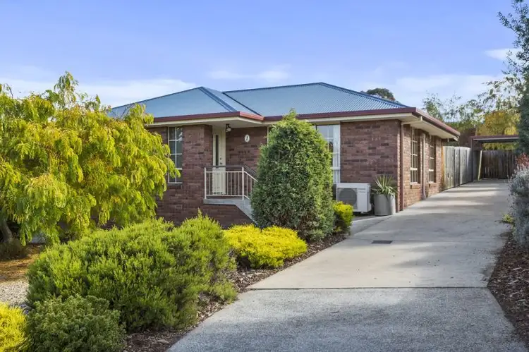 1 Manor Gardens, Kingston TAS 7050