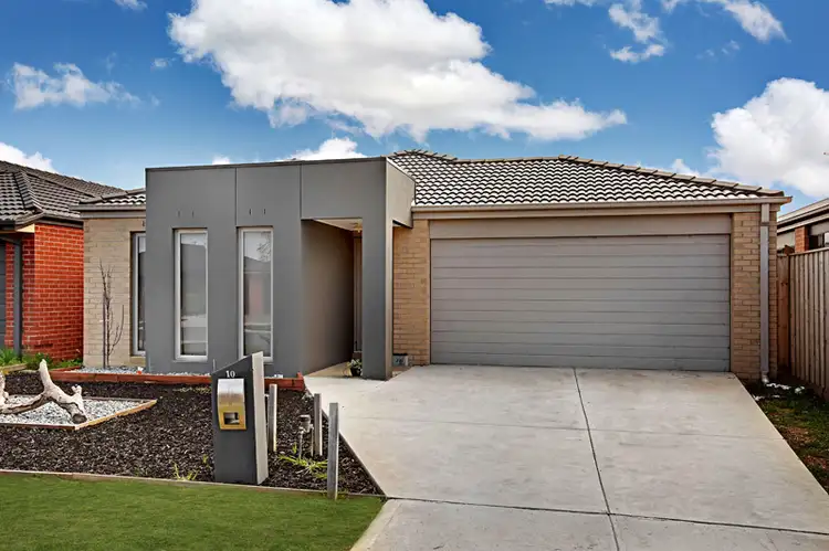 10 RICHMOND STREET, Wallan VIC 3756