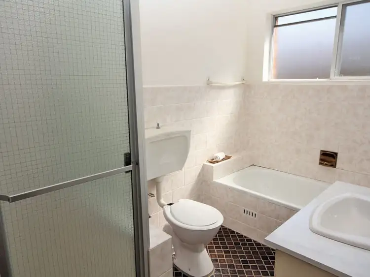 Seventh view of Homely unit listing, 2/4 Messines Street, Shoal Bay NSW 2315
