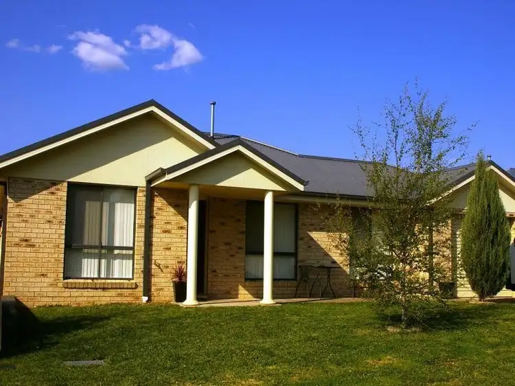 7 McCarron Place, Orange NSW 2800