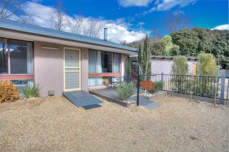 6/12 Gavan Street, Bright VIC 3741