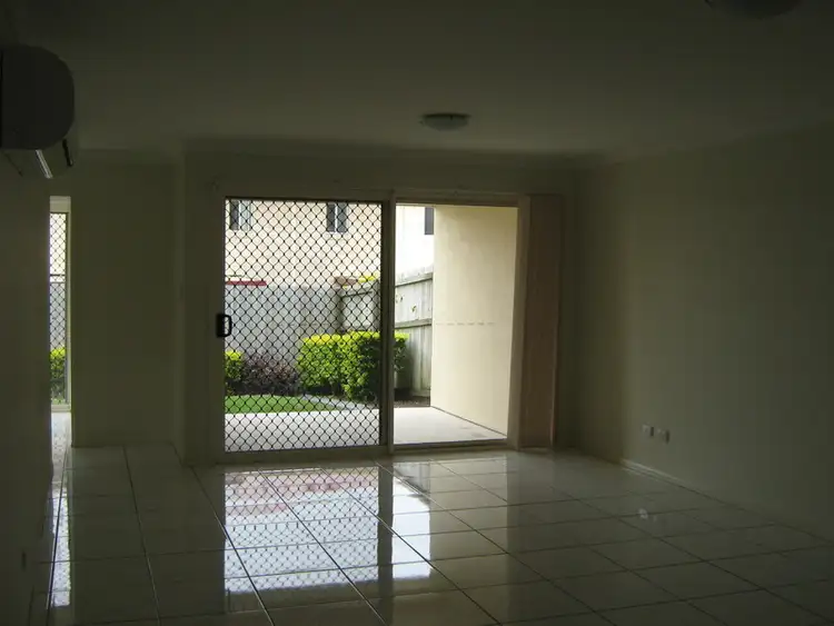 Sixth view of Homely semi-detached listing, 2/13 Dysart St, Rothwell QLD 4022