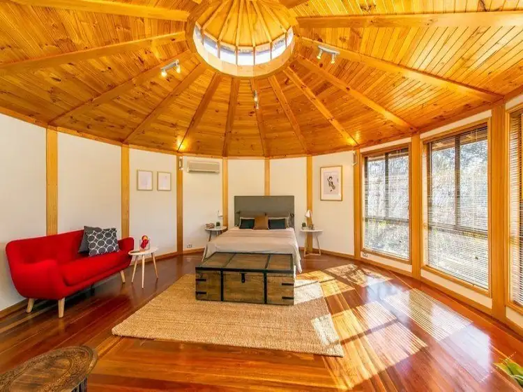 27 Ambalindum Street, Hawker ACT 2614