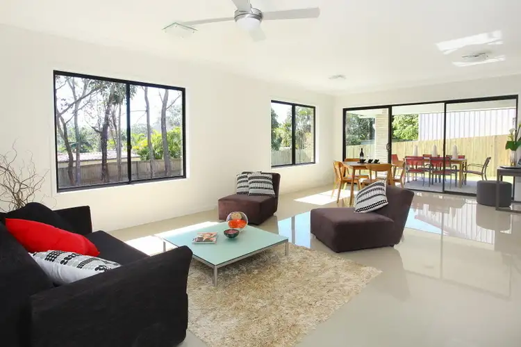 15B Maroong Crescent, Nerang QLD 4211