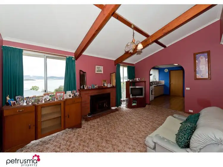 Fifth view of Homely house listing, 2 Vancouver Street, Midway Point TAS 7171