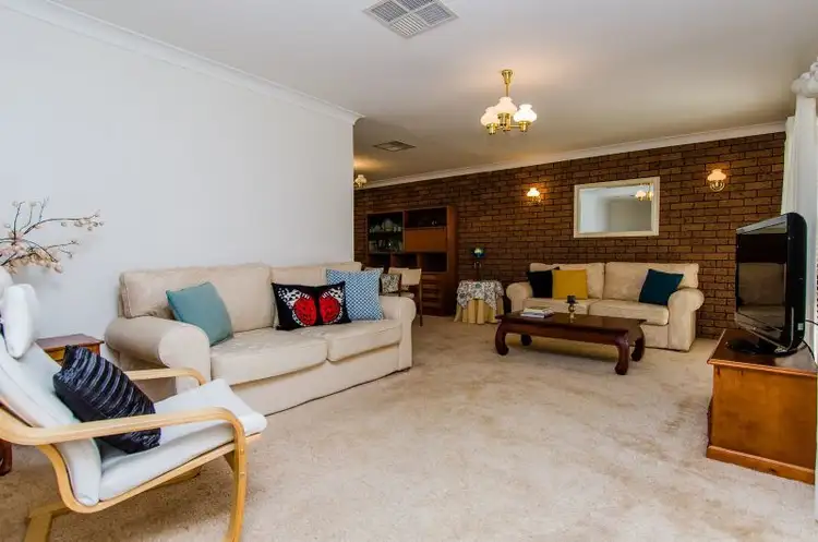 Fourth view of Homely house listing, 5 Wallis Place, Lake Albert NSW 2650