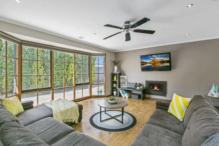 Second view of Homely house listing, 10 HOOP PINE COURT, Cranbourne North VIC 3977