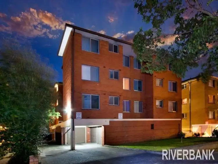 2/41 Castlereagh Street, Liverpool NSW 2170