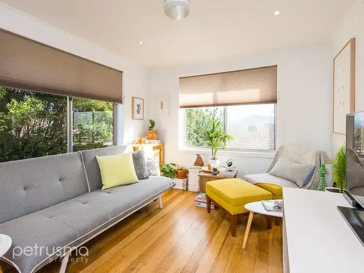 Main view of Homely unit listing, 1/5 Waverley Avenue, Lenah Valley TAS 7008