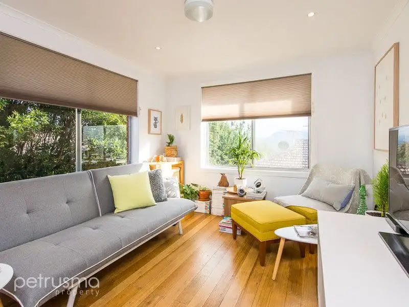 Main view of Homely unit listing, 1/5 Waverley Avenue, Lenah Valley TAS 7008