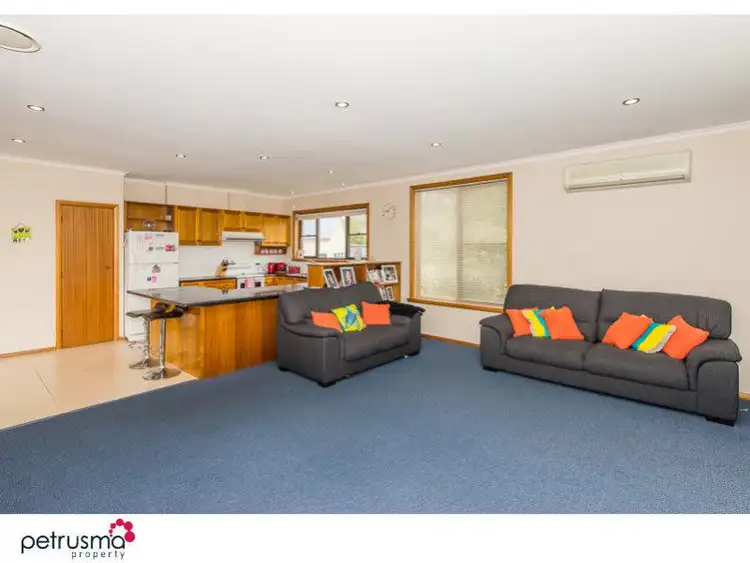Fourth view of Homely house listing, 1/169 Derwent Avenue, Lindisfarne TAS 7015