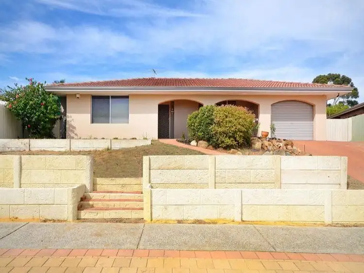 10 Doon Way, Hamersley WA 6022