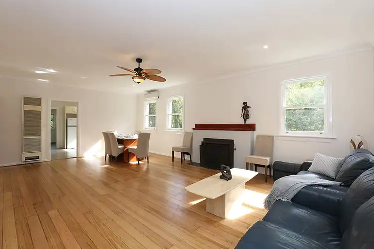 152 Wallace Parade, Healesville VIC 3777