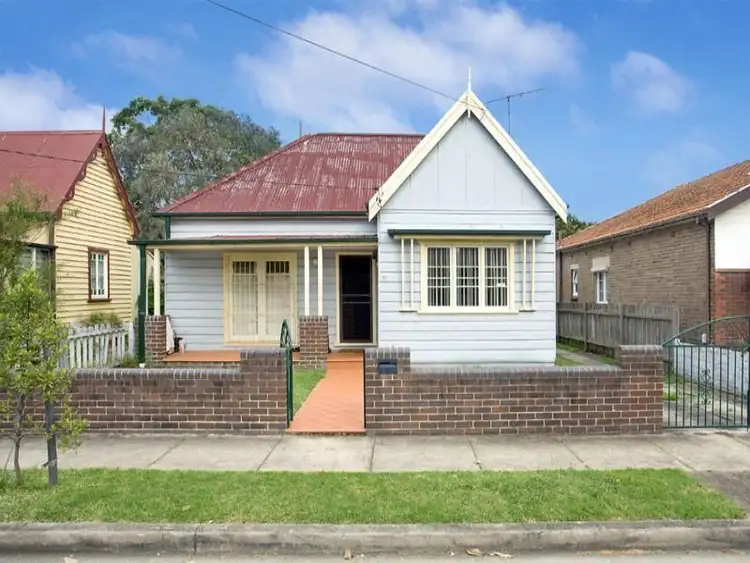 51 Carshalton Street, Croydon Park NSW 2133