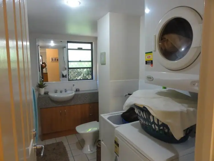 Sixth view of Homely unit listing, 25/8-14 Whitby St, Southport QLD 4215
