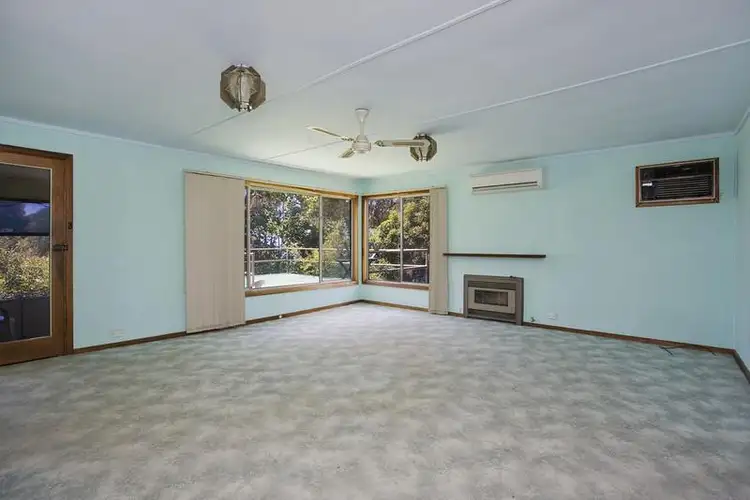 17 Gwynne Avenue, Lorne VIC 3232