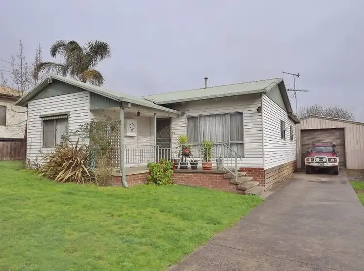 12 Scott Avenue, Moe VIC 3825