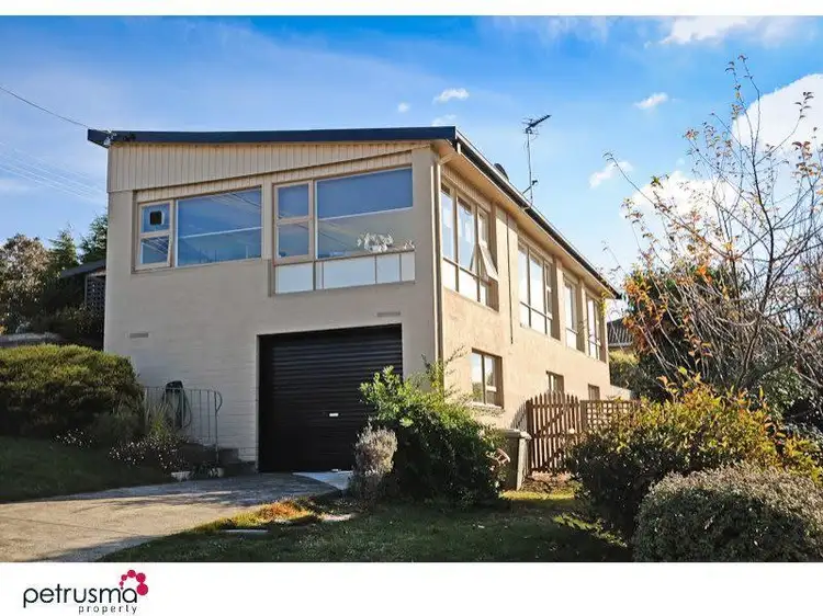 18 Barclay Crescent, Rosetta TAS 7010