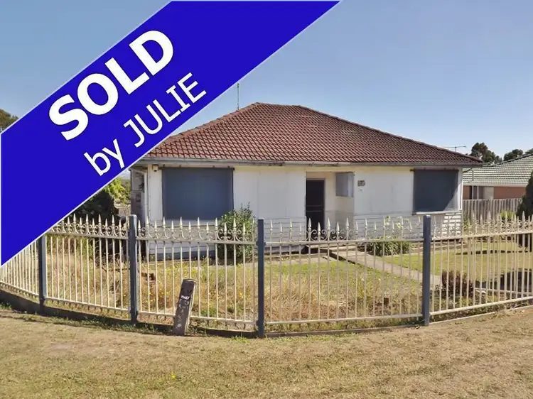 27 Murray Road, Newborough VIC 3825