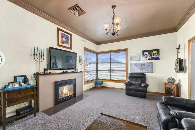 Main view of Homely house listing, 33 Lindsay Street, Mount Gambier SA 5290