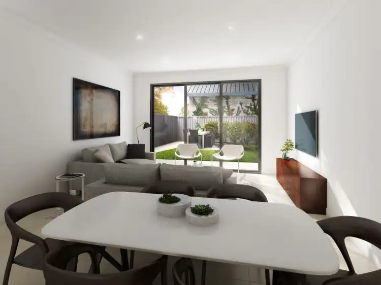 2/13 Junction Road, Moorebank NSW 2170