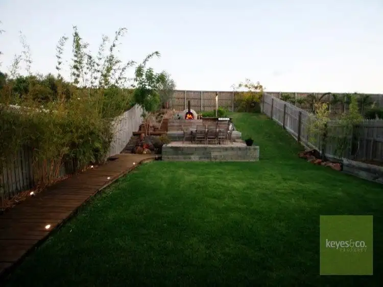 16 Dotterel Close, Douglas QLD 4814