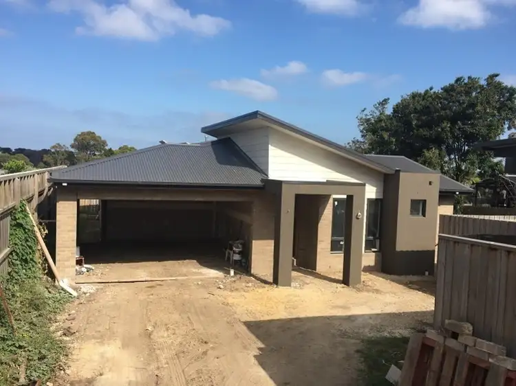 84a Volitans Avenue, Mount Eliza VIC 3930