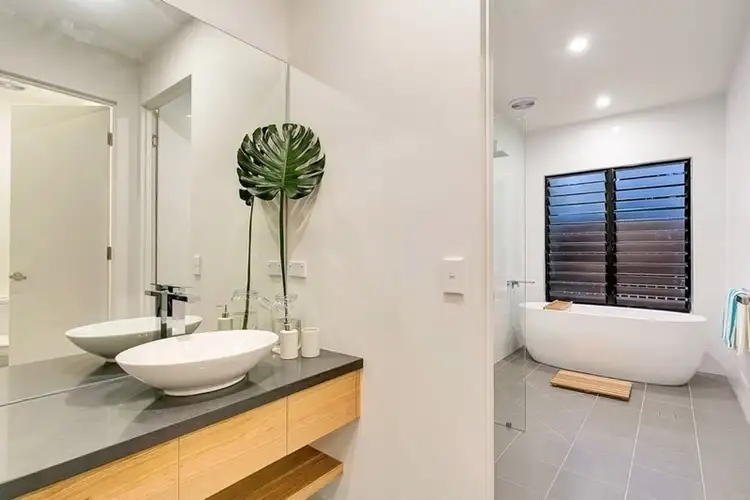 Sixth view of Homely house listing, 4/23-33 Upolu Esplanade, Clifton Beach QLD 4879