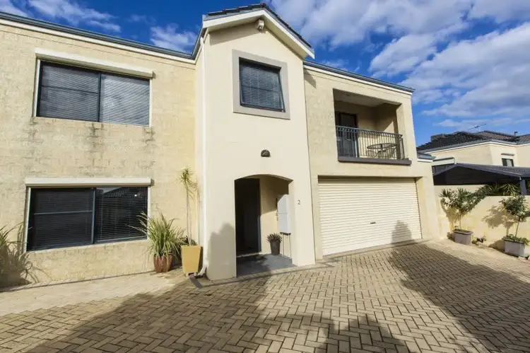 2/16 Kinsella Street, Joondanna WA 6060