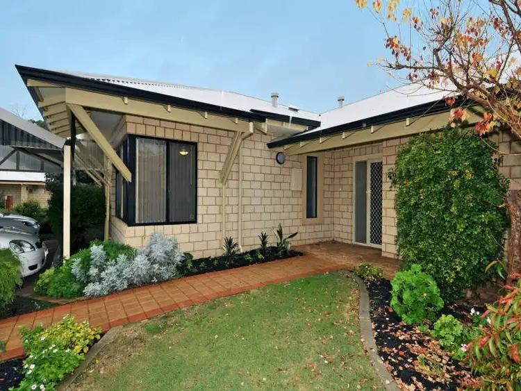 49/21 Oakmont Ave, Meadow Springs WA 6210