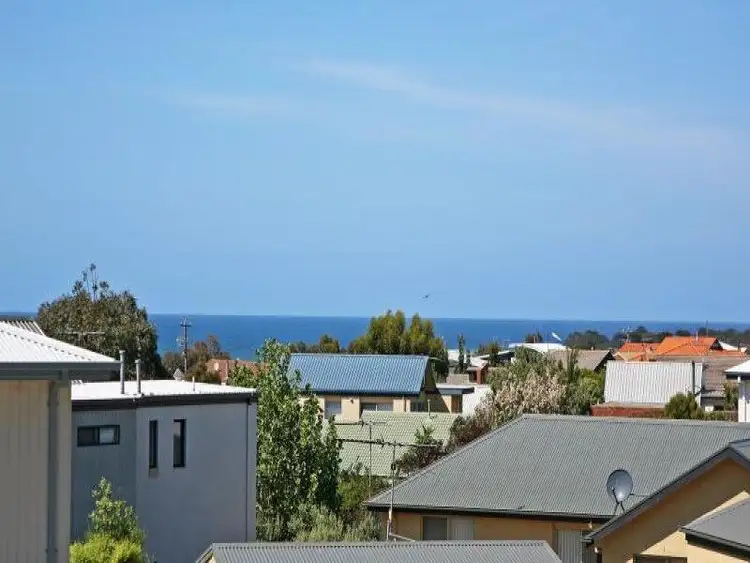 Fourth view of Homely unit listing, 2/15 Koomeela Drive, Torquay VIC 3228
