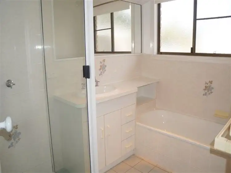 Sixth view of Homely house listing, 4 Fitzgerald Street, Chinchilla QLD 4413
