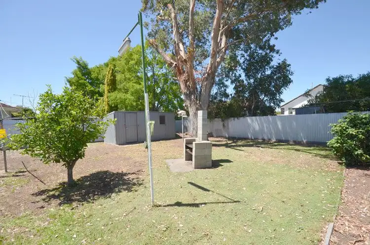 Sixth view of Homely house listing, 2 Rodda Place, Horsham VIC 3400