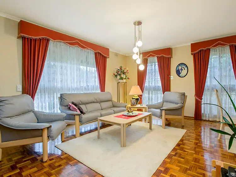 15 Langhorne Street, Altona Meadows VIC 3028