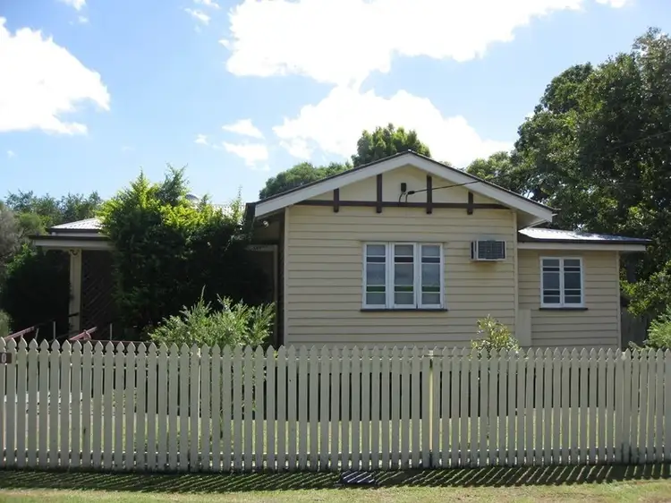 30 Rex Street, Eastern Heights QLD 4305