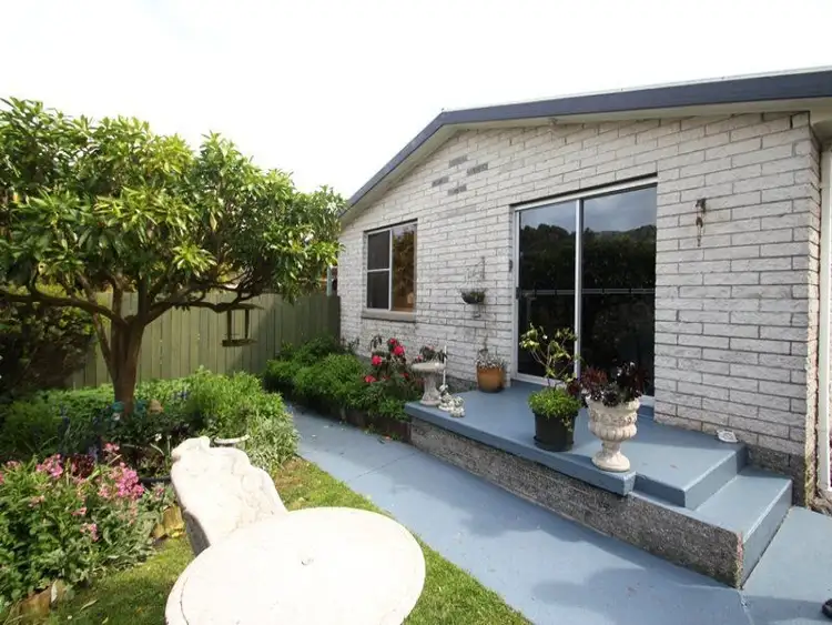 30 Main Road, Stanley TAS 7331