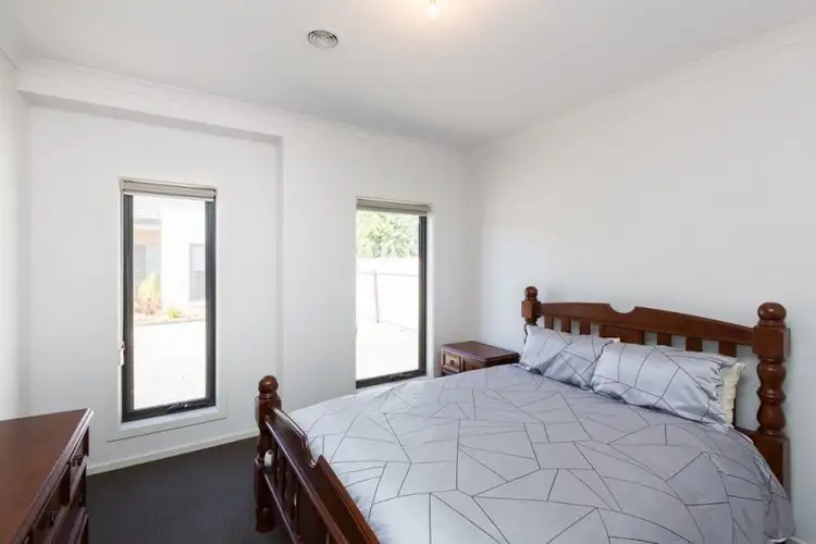 Sixth view of Homely townhouse listing, 4/15 River Road, Horsham VIC 3400